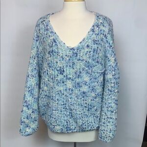 O&O blue variegated sweater, Size small